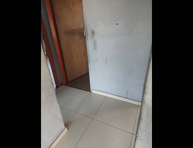 2 BEDROOM HOUSE FOR SALE IN KATLEHONG SOUTH